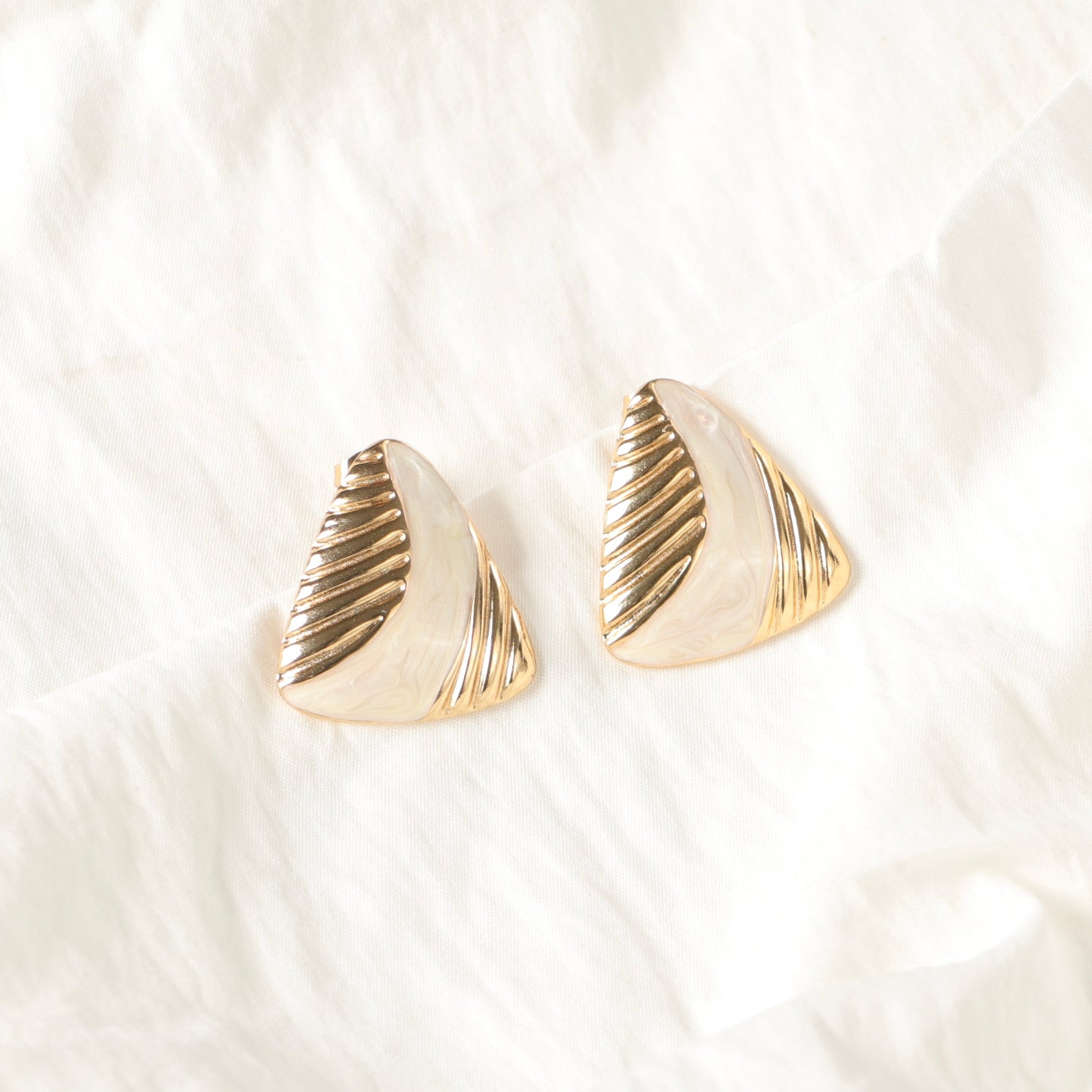 Trine Earrings