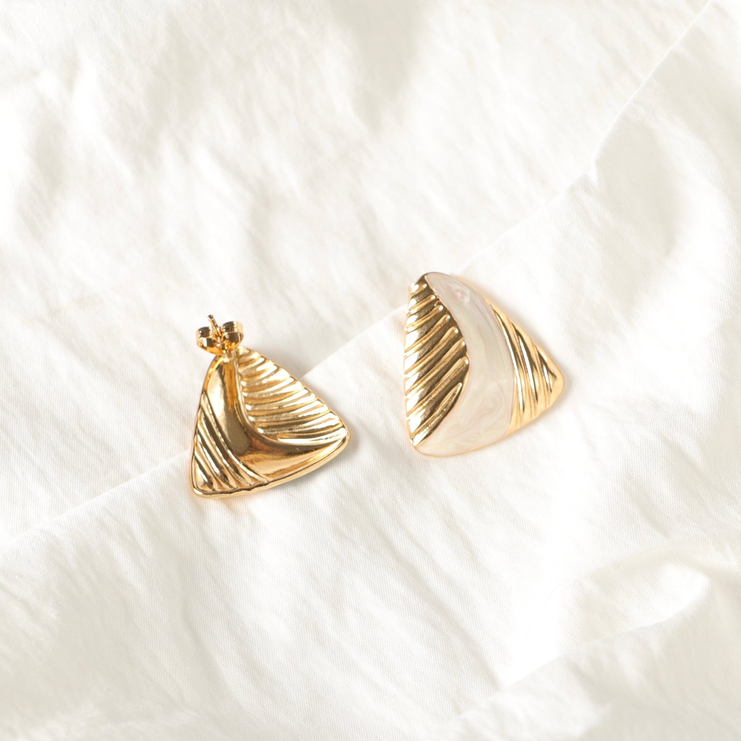 Trine Earrings