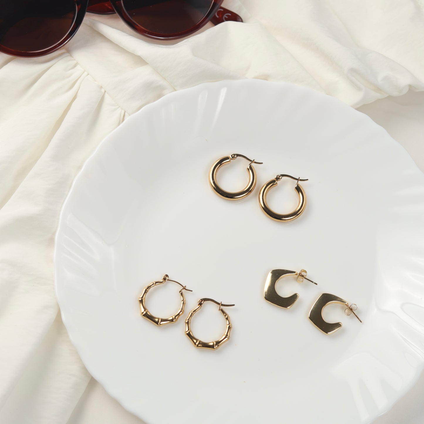 Carva Hoop Earrings