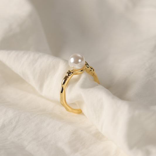 Fresh Pearl Ring